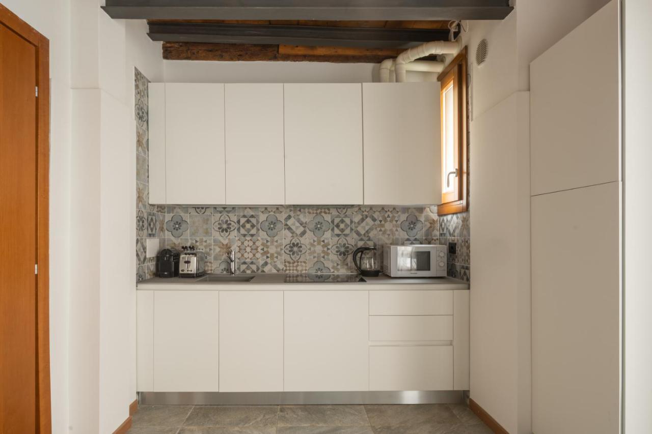 Castello Apartment With Garden R&R Венеция Екстериор снимка
