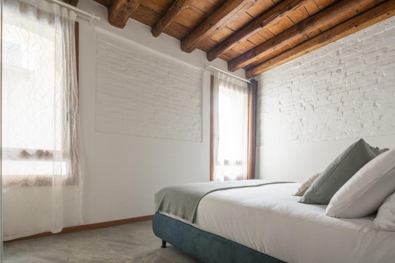 Castello Apartment With Garden R&R Венеция Екстериор снимка