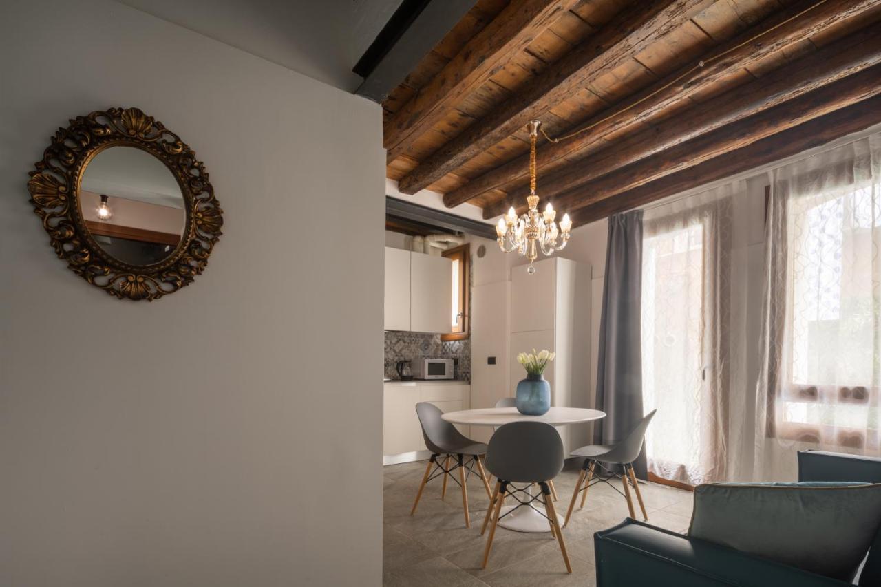 Castello Apartment With Garden R&R Венеция Екстериор снимка